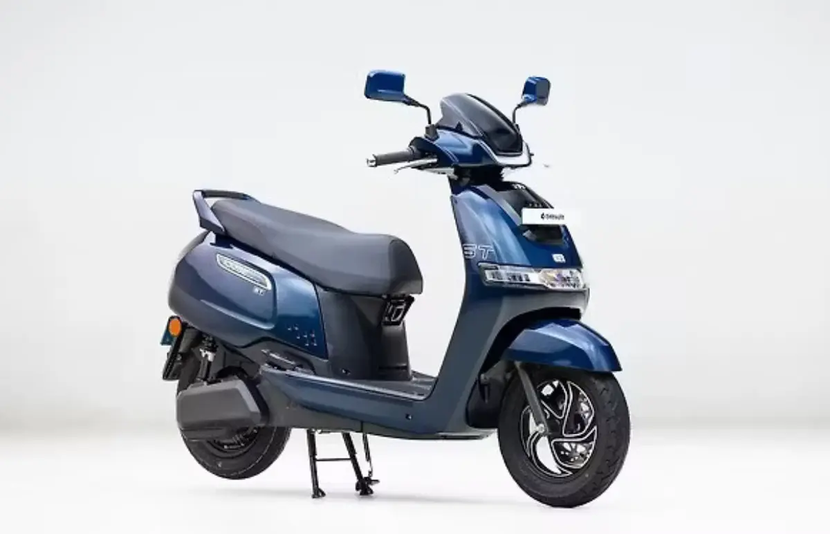 TVS iQube Electric scooter in Starlight Blue